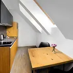 Maladinovo Pri Liptovskej Mare