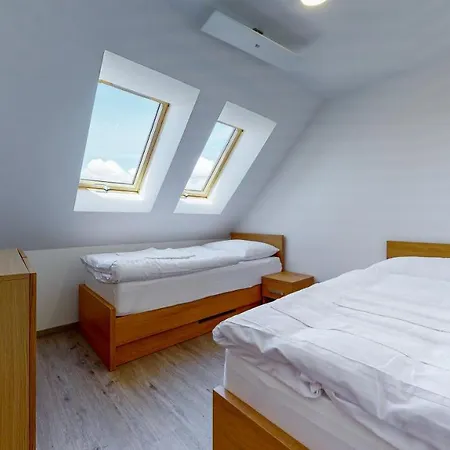 Maladinovo Pri Liptovskej Mare Resort