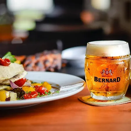 Maladinovo Pri Liptovskej Mare 度假村 *