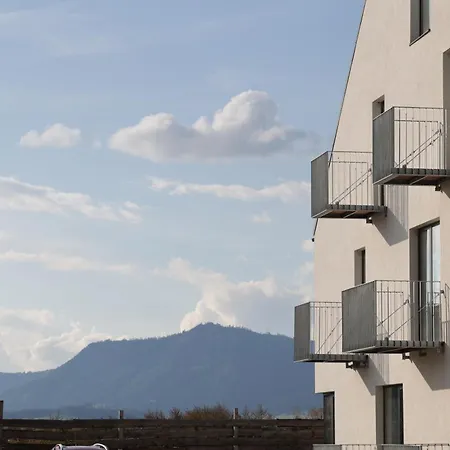 Maladinovo Pri Liptovskej Mare * Liptovský Mikuláš