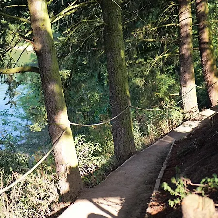 Maladinovo Pri Liptovskej Mare *