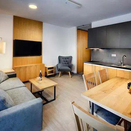 Maladinovo Pri Liptovskej Mare Liptovský Mikuláš