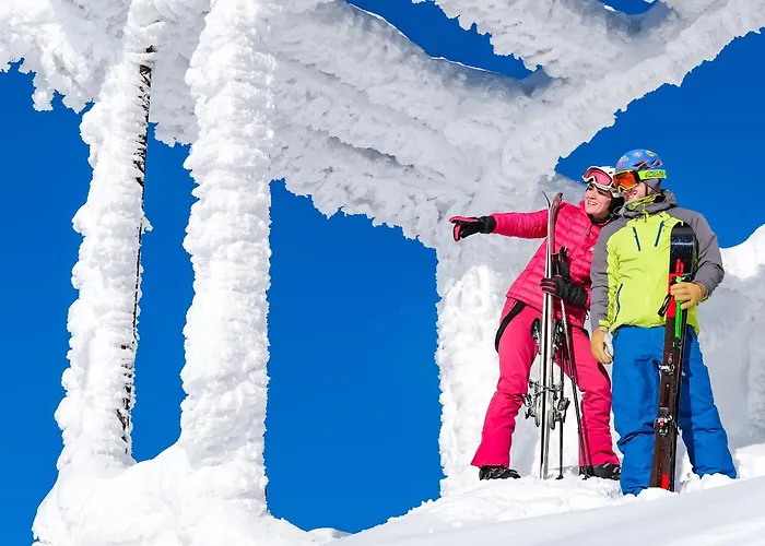 Maladinovo Pri Liptovskej Mare *