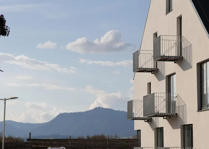 Maladinovo Pri Liptovskej Mare * Liptovský Mikuláš